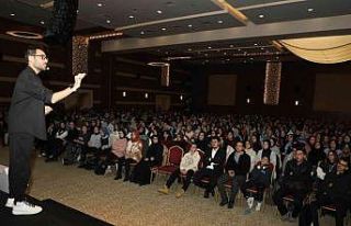 Karatay’da “Gençlerle Bir Başka Motivasyon Buluşmaları”...