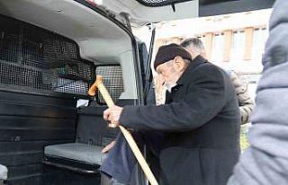 Karısını ve oğlunu öldüren 86 yaşındaki emekli...