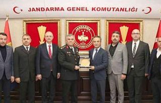 Karslıoğlu: “İş birliği içinde önemli hizmetler...