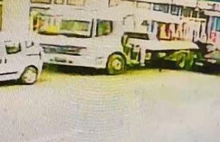 Kars’ta seyir halindeki aracın çarptığı kişi...