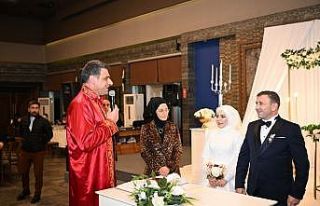 Kartepe’de 816 çift mutluluğa "Evet"...