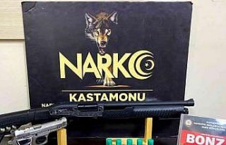 Kastamonu’da uyuşturucu ve kaçak silah ele geçirildi:...