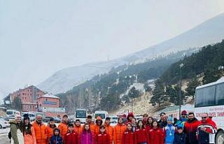 Kayakçılar Erzurum’dan dereceyle döndü