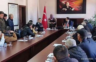 Kaymakam Türker halkın sorunlarını dinlemeye devam...