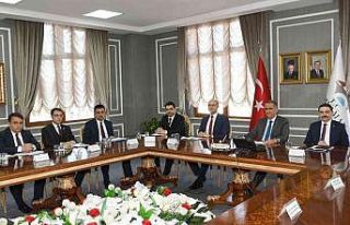 Kaymakamlar, Vali Mahmut Çuhadar başkanlığında...