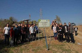 Kazada kaybettikleri arkadaşları anısına hatıra...