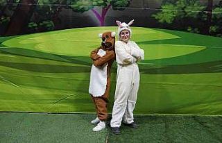 Keçiören Belediyesi’nden çocuklara tiyatro gösterisi