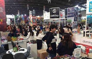 Kitap fuarına yoğun ilgi