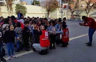 Kızılay şubesi öğrenciler ile eğlendi
