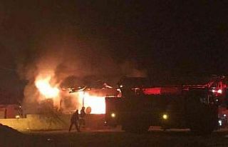 Konya’da müstakil ev alev alev yandı