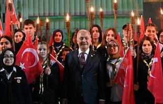 Kurtuluşun 101. yılında coşku dolu fener alayı...