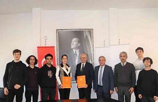 Liseliler, projelerini üniversitede yapacak