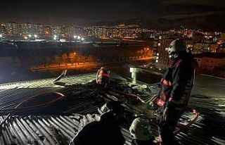 Malatya’da korkutan çatı yangını