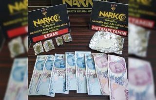 Manisa’da durdurulan şahsın üzerinden uyuşturucu...