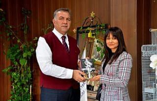 Mersin’de haftanın öğretmeni seçildi