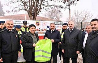 Motosiklet ve bisiklet sürücülerine reflektif yelek