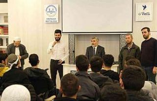Müftü Gül gençlerle buluştu