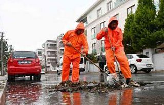Muratpaşa’da 50 kişilik ekipe rögar mesaisi