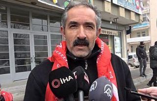 Muş’ta annelerin evlat nöbeti soğuk havaya rağmen...