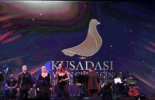 Müziğin kalbi Kuşadası’nda attı