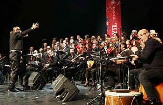 Nilüfer yeni yıla türkülerle merhaba dedi