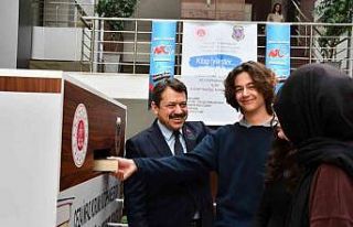 Öğrenciler kitaplarını hükümlülere bağışladı