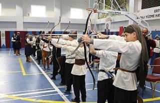 Okçuluk müsabakaları nefes kesti