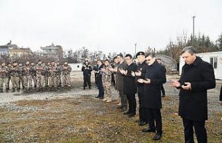 Operasyondan dönen özel harekat polisleri için...