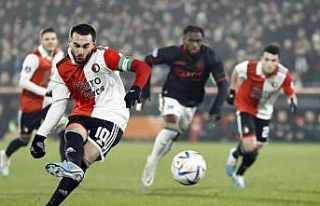 Orkun Kökçü, Feyenoord’u sırtlıyor