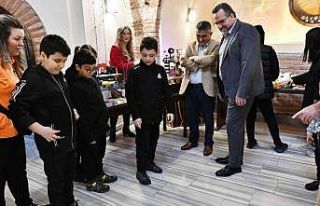 Osmangazi Koza Çocuk Akademi’den renkli sergi