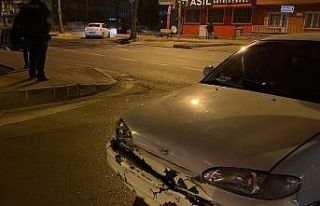 Otomobil ile moped çarpıştı:1 yaralı