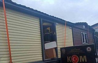 Prefabrik ev yüklü tırda 10 milyon 375 bin kaçak...