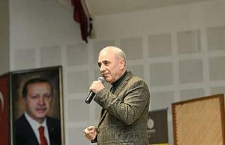 Prof. Dr. Nurullah Genç tecrübelerini gençlerle...