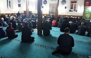 Regaip kandili Çıldır’daki camilerde idrak edildi