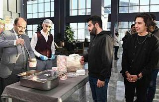 Rektör Çakmak’tan öğrencilere çorba ikramı