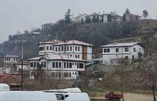 Safranbolu’ya sezonun ilk karı düştü