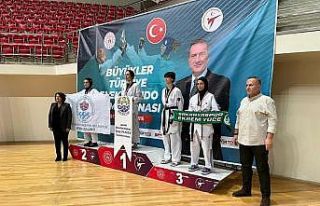 Sakarya Büyükşehirli sporcu Taekwondo’do Türkiye...