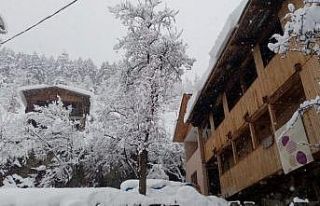 Sakin şehir Şavşat’tan kar manzaraları