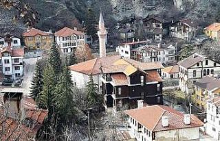 "Sakin şehir" ünvanlı Mudurnu, kültür...