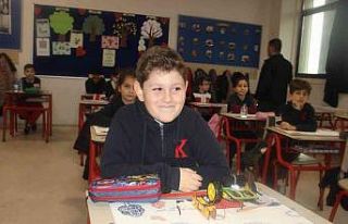 Şanlıurfalı Atahan’dan Emine Erdoğan’ın Sıfır...