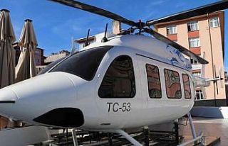 Şehrin ortasındaki helikopter görenleri şaşırtıyor