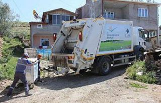 Sivas’ta kırsaldan 32 bin ton çöp toplandı