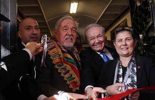 Söke’de "Kaktüslü Ev" kitapevine dönüştürülerek...