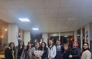 Solmuşgül gençlere mesleğini anlattı, tecrübelerini...