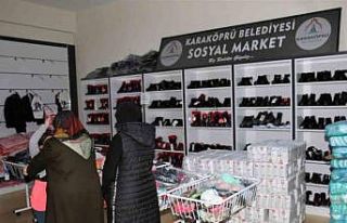 Sosyal market ile ihtiyaç sahiplerinin yüzü gülüyor