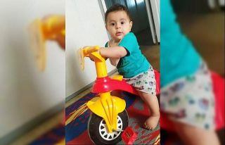 Su diye asit içen 1,5 yaşındaki bebek hayatını...