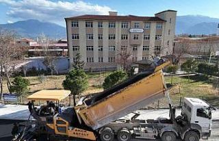 Sümer’de yol ve kaldırım çalışmaları sürüyor