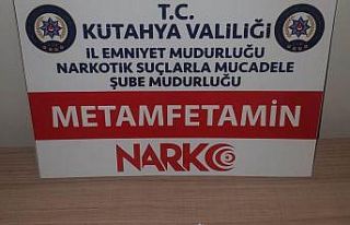 Şüpheli şahsın üzerinde uyuşturucu ele geçirildi