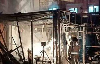 Talatpaşa Mahallesi’nde çıkan yangında tamirci...