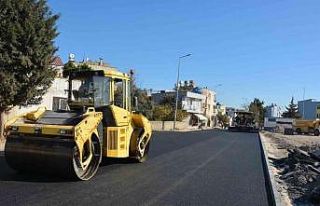 Tarsus’taki Toros Caddesi yenilendi